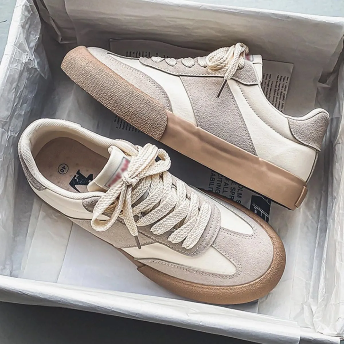 Canvas Chunky Sneakers for Women Retro Leather Upper Walking Shoes Flat Platform Thick Sole