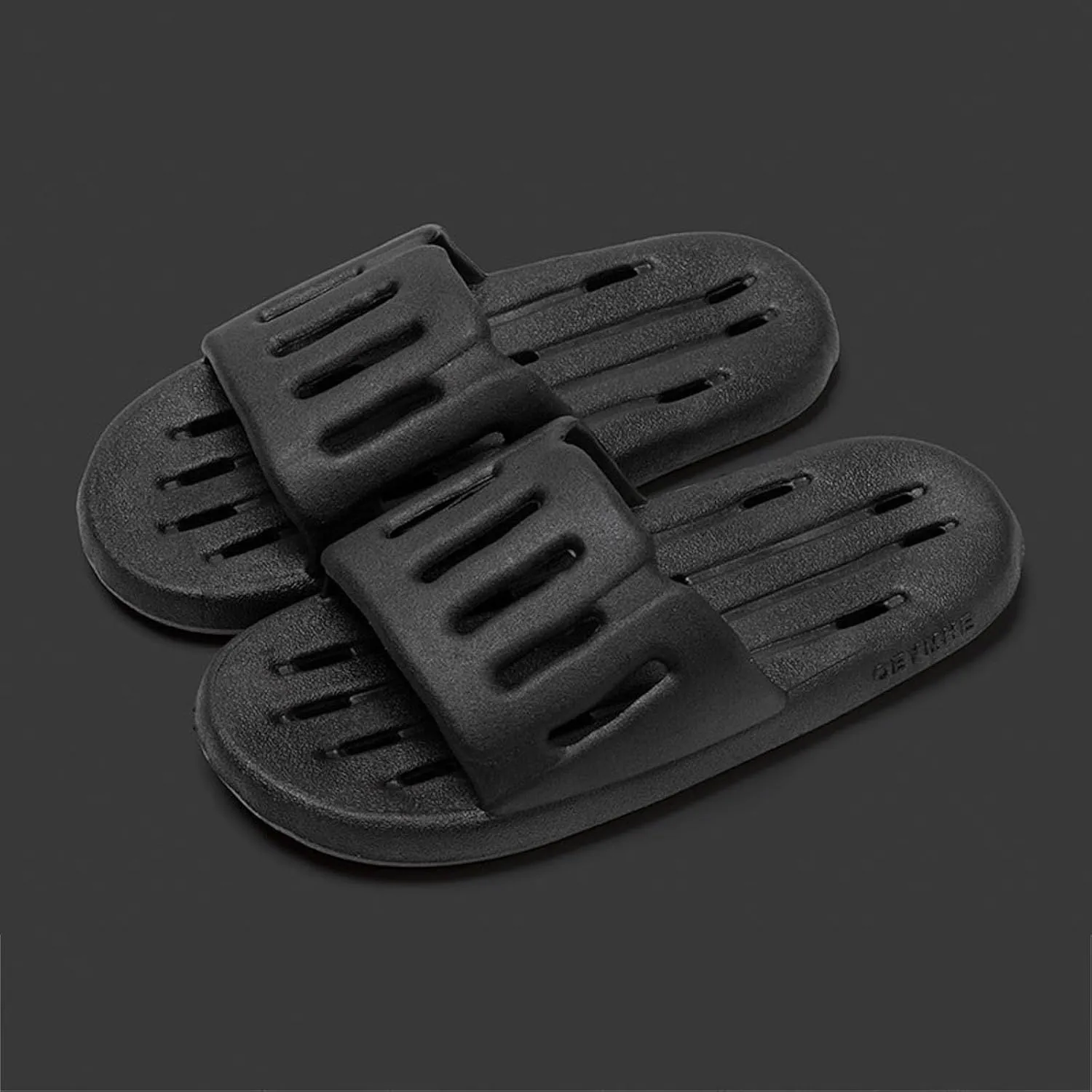 Cloud Slippers for Women Indoor Slipper for Gym Soft Sole Versatile Slides Sandals Pillow Slippers for Women