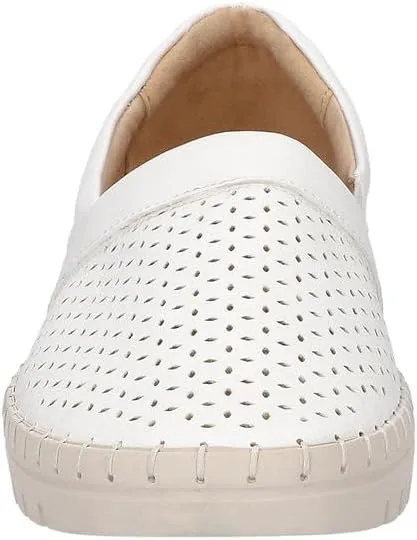 Easy Street Women's Thrill Perf Sneaker