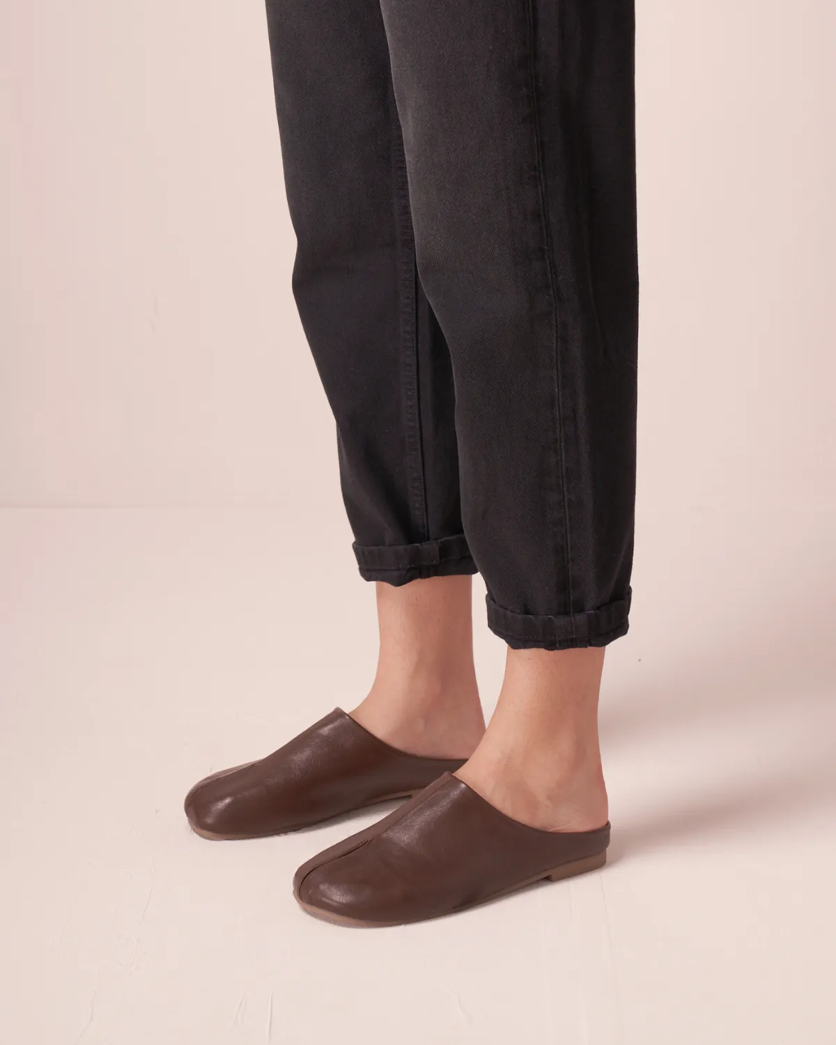 Foldable Round Toe Sandals