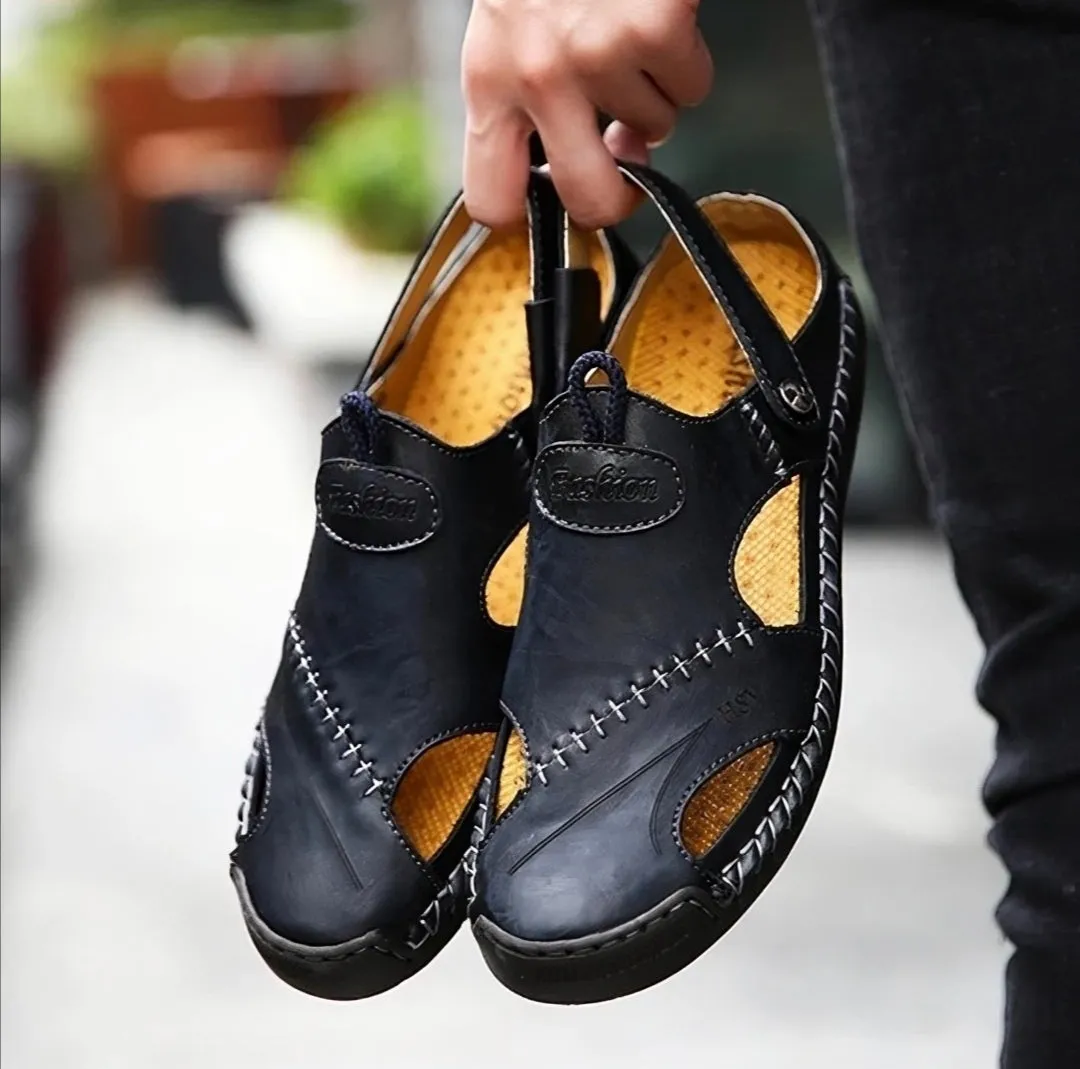 Leather loafers with seam detail