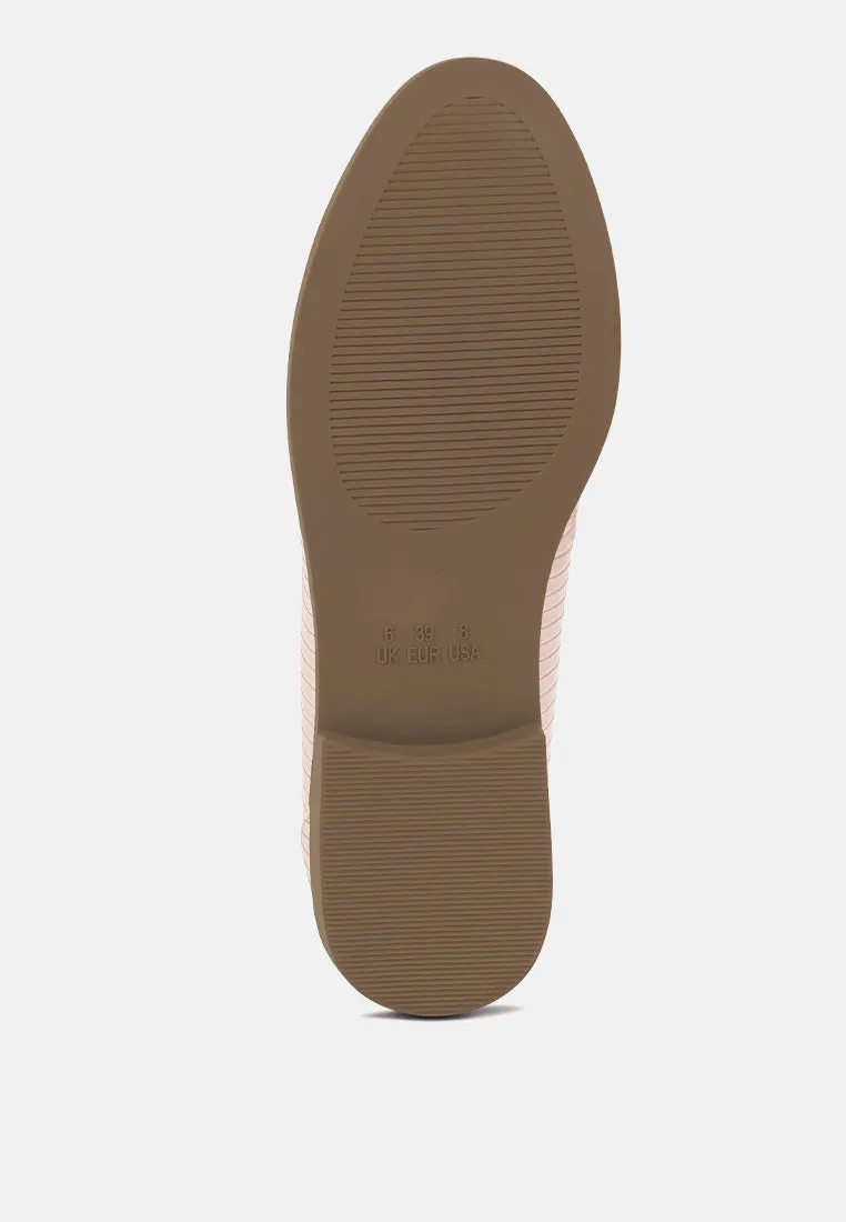 Vouse Low Block Loafers Adorned With Golden Chain By Ruw