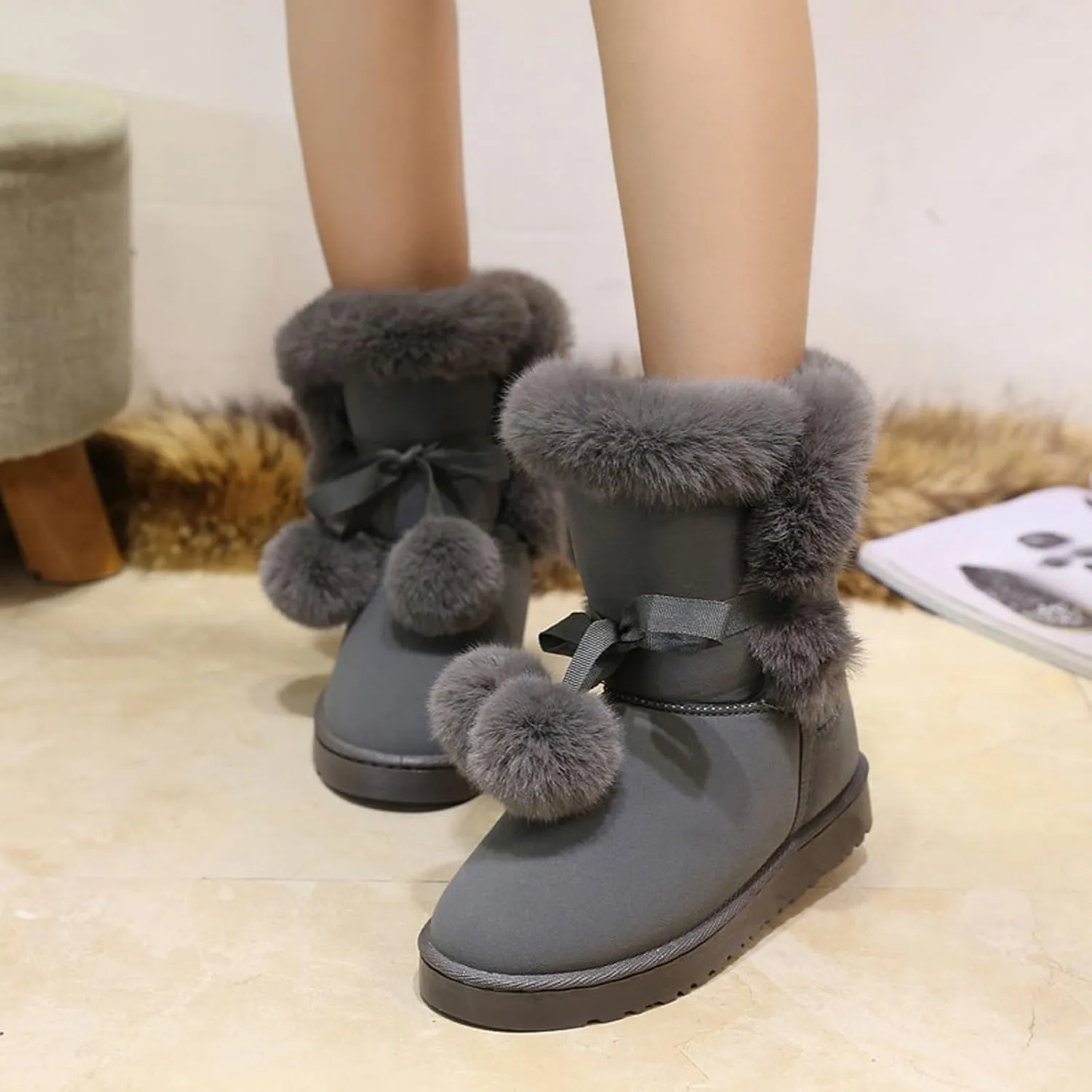 WUIWUIYU Women's Cute Pom-pom Lace Up Fur Winter Snow Boots Sweetheart Princess Fluffy Boots